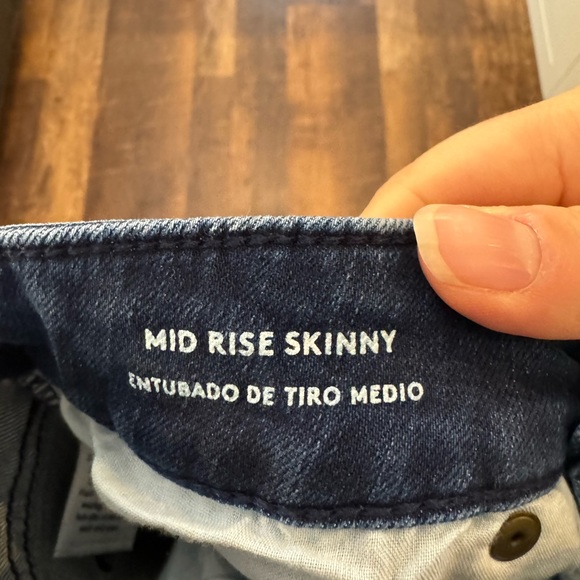 Universal thread denim - Picture 3 of 3